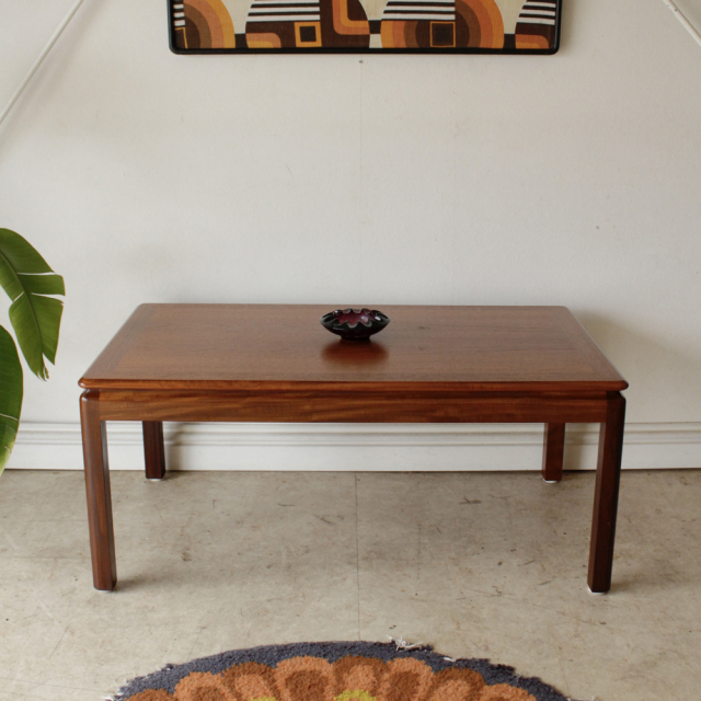 ジープラン（G-plan）製ビンテージのローテーブル
