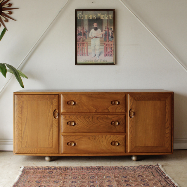 アーコール（ERCOL）製ビンテージサイドボード