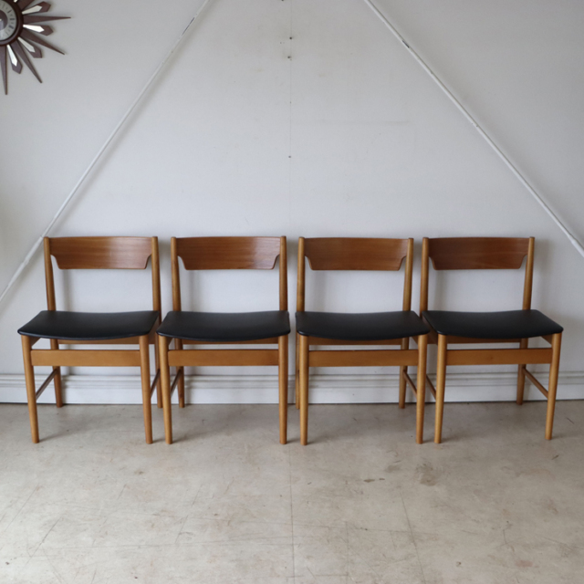 ポーランド製ビンテージのダイニングチェア４脚セット