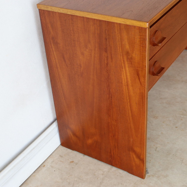 スタッグ（STAG）社製 サイドボード 商品番号【020084