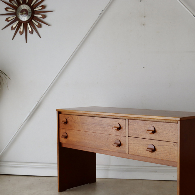 スタッグ（STAG）社製 サイドボード 商品番号【020084