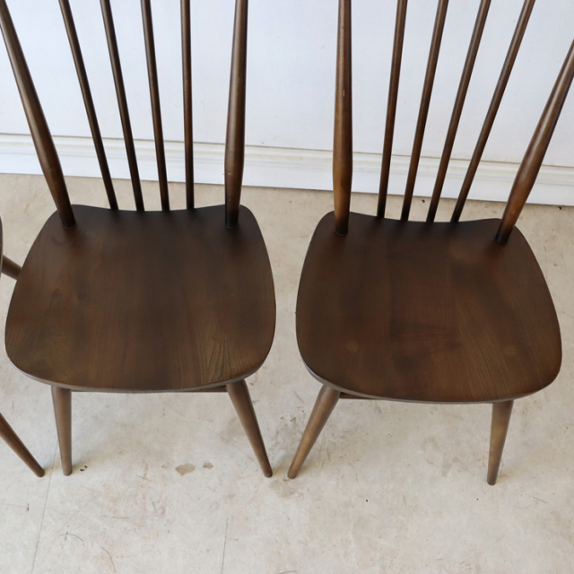 アーコール（ERCOL）製ビンテージのスティックバックチェアブラウンの座面