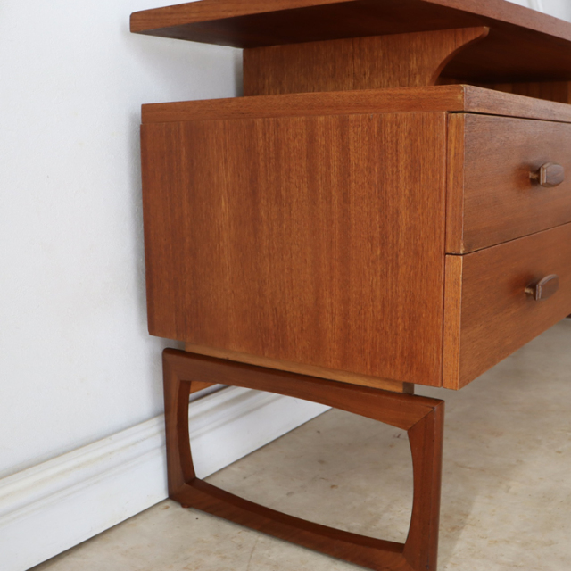 ジープラン（G-plan）Quadrilleデスク 商品番号【021036