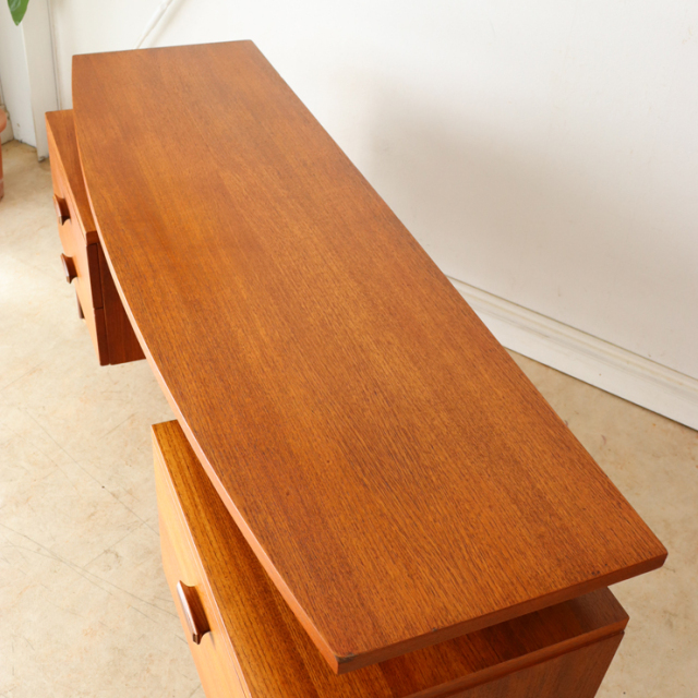 ジープラン（G-plan）製ビンテージのデスクの天板