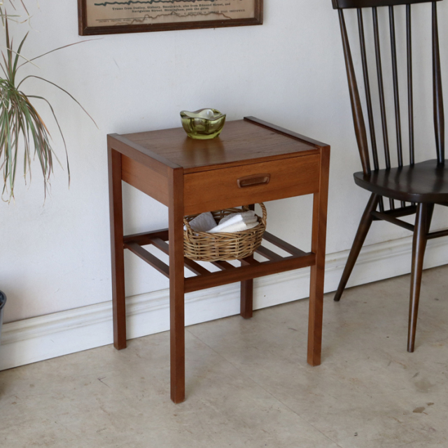 メイヤー（myer）製ビンテージのコーヒーテーブル