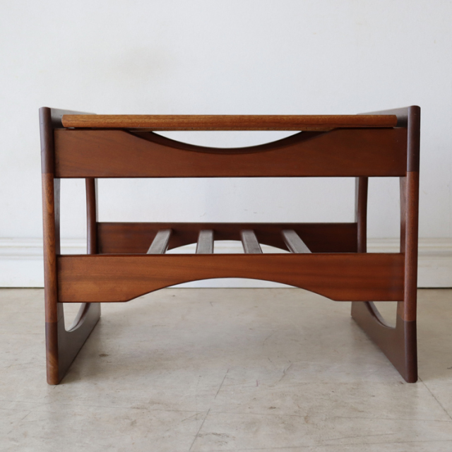 イギリス製ビンテージのタイルトップコーヒーテーブルのフレーム