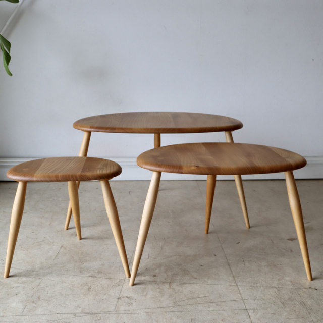アーコール（ERCOL）製ビンテージのネストテーブル