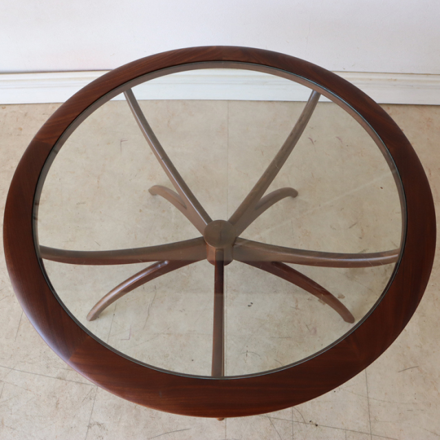 ジープラン（G-plan）製ビンテージのスパイダーコーヒーテーブルのガラス天板