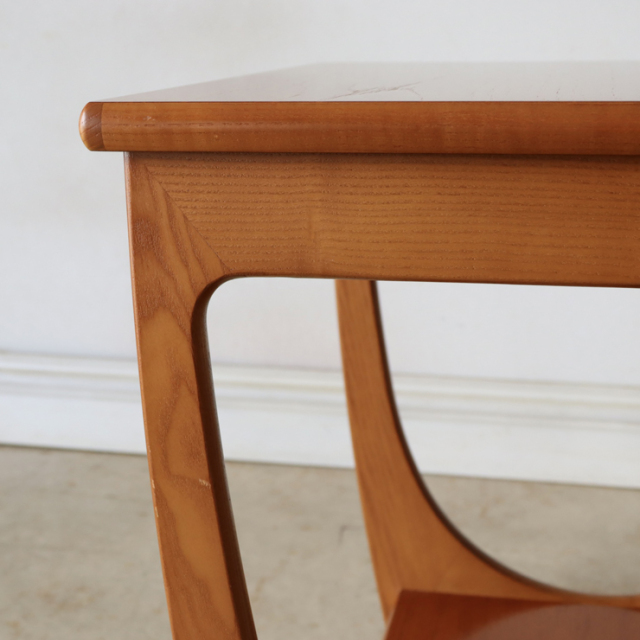 ジープラン（G-plan）製サイドテーブル 1個 商品番号【021064b