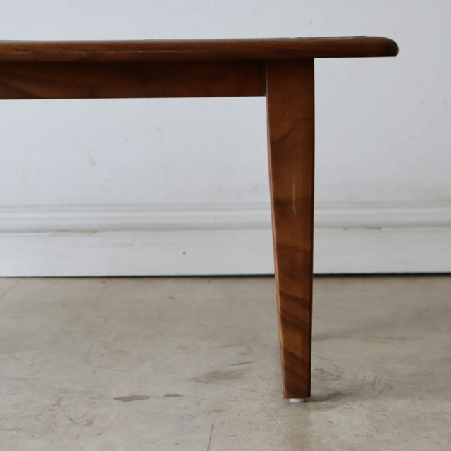 イギリス製ビンテージのタイルコーヒーテーブルの脚