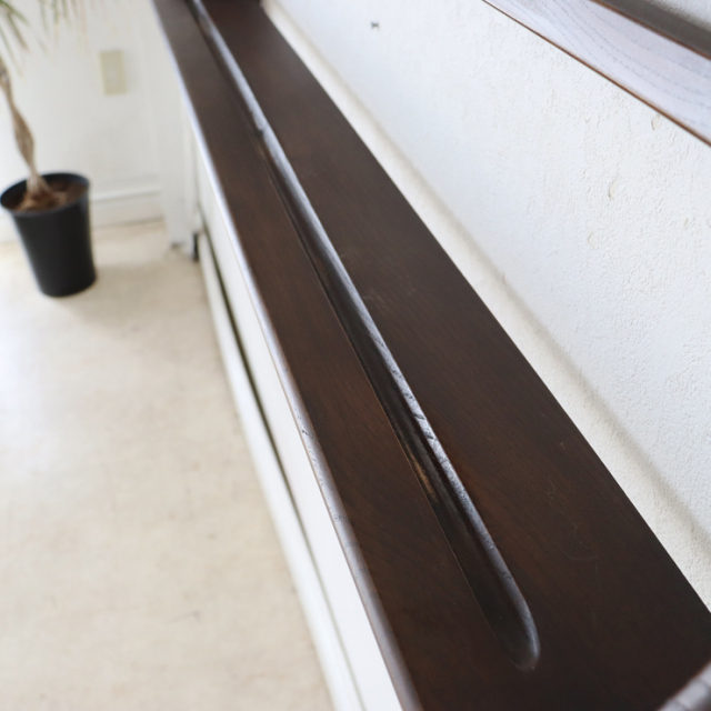 アーコール（ERCOL）製ビンテージのウォールラックの棚