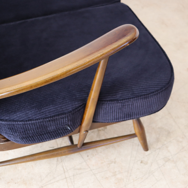 アーコール（ERCOL）3シーターソファ 遠州産の太畝コーデュロイ