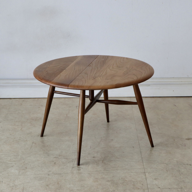 アーコール（ERCOL）製ビンテージのコーヒーテーブル