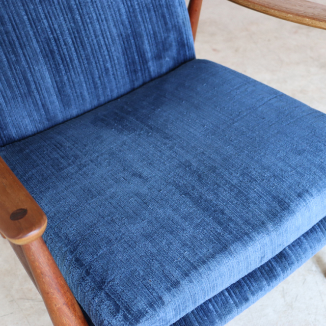 デンマーク（Peter Hvidt & Orla Molgaard-Nielsen）製ビンテージのイージーチェアの座面クッション