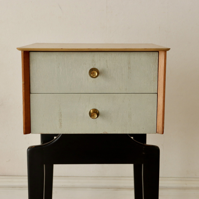 ヴィンテージ ドロワー ベッドサイドキャビネット ドロワーサイド