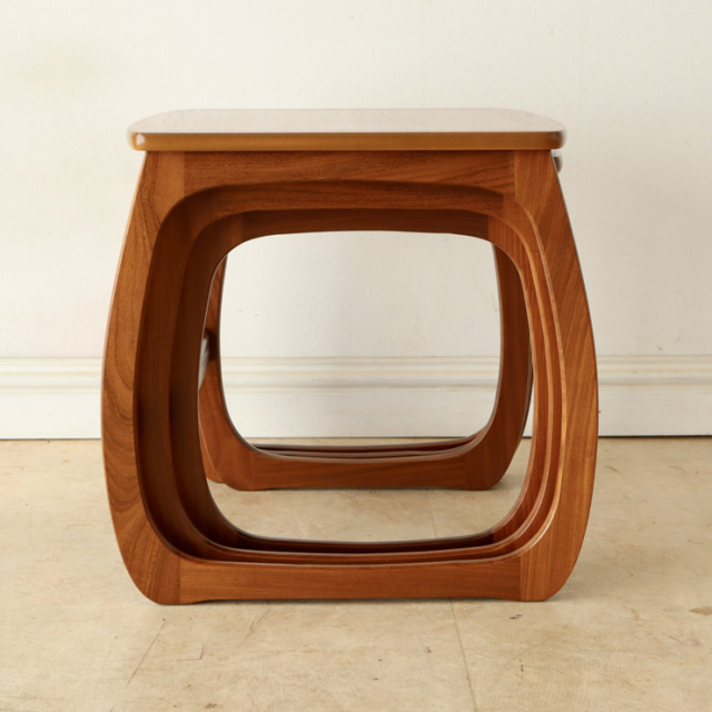 ネイサン（Nathan）ネストテーブル商品番号【021090