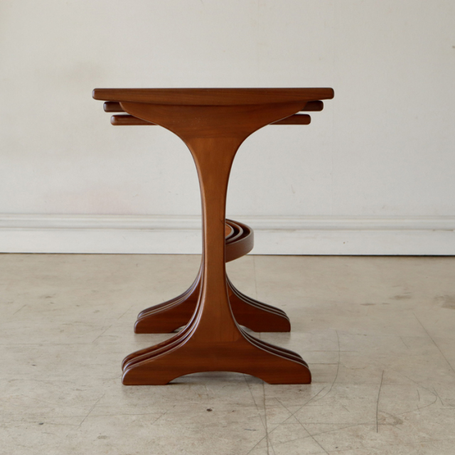 ジープラン（G-plan）製ビンテージのネストテーブル