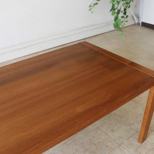 英国製ビンテージのコーヒーテーブルの天板