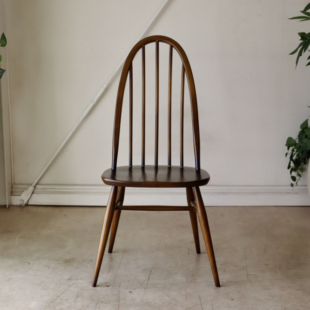 アーコール（ERCOL）製ビンテージのクエーカーチェア・ブラウン