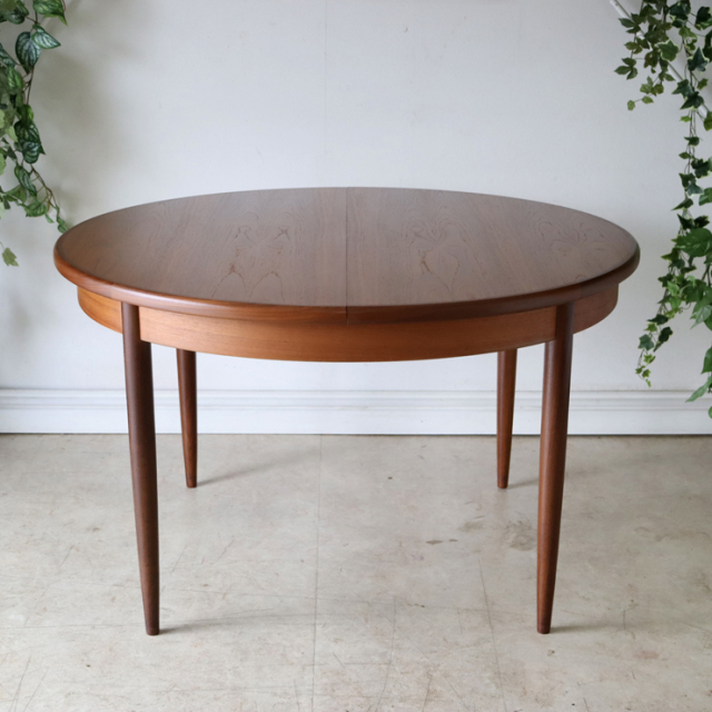 ジープラン（G-plan）製ビンテージのダイニングテーブル