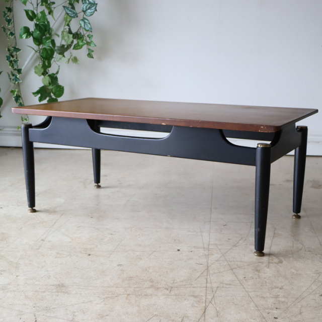ジープラン（G-plan）製ビンテージのコーヒーテーブルの全体