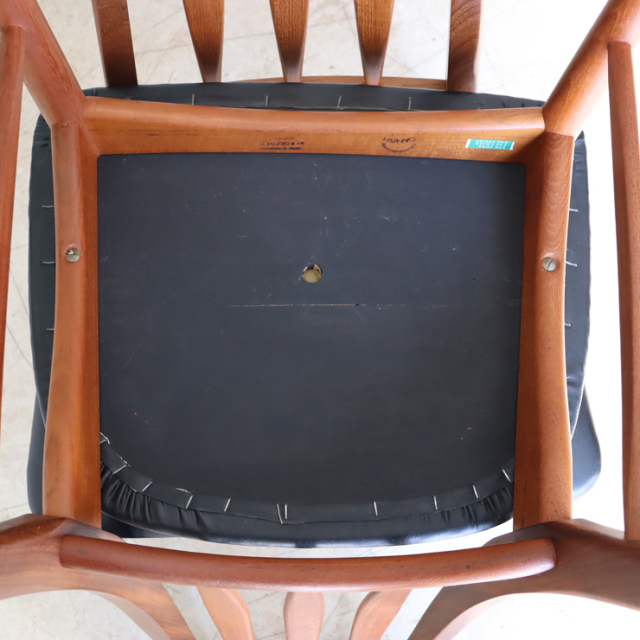 コフォードホーンズレッド（KOEFOEDSHORNSLET)社製ビンテージのダイニングチェアの詳細