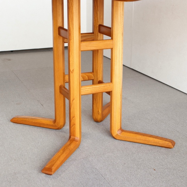 アーコールErcolのダイニングテーブル