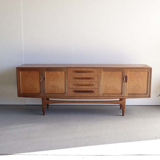 ジープランG-PLANのサイドボード「ロングジョン」