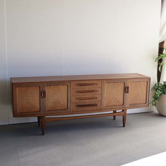 ジープランG-PLANのサイドボード「ロングジョン」