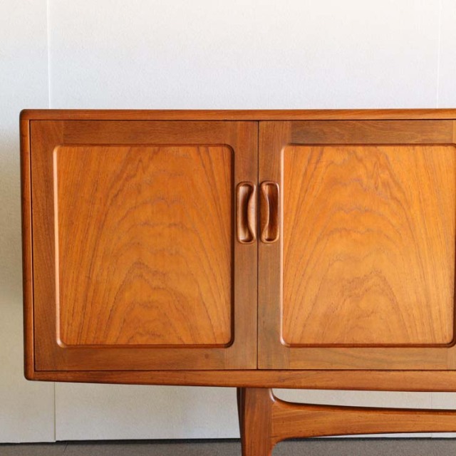 ジープランG-PLANのサイドボード「ロングジョン」