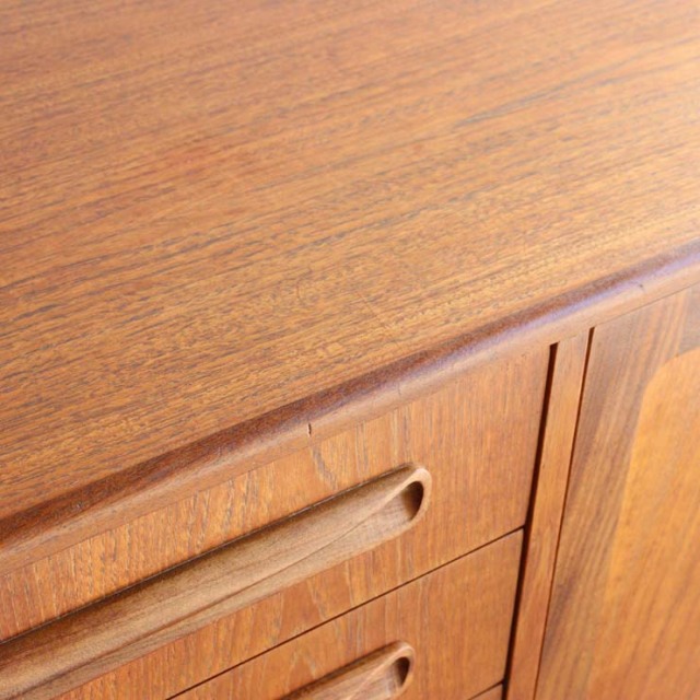 ジープランG-PLANのサイドボード「ロングジョン」