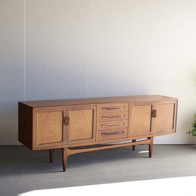 ジープランG-PLANのサイドボード「ロングジョン」