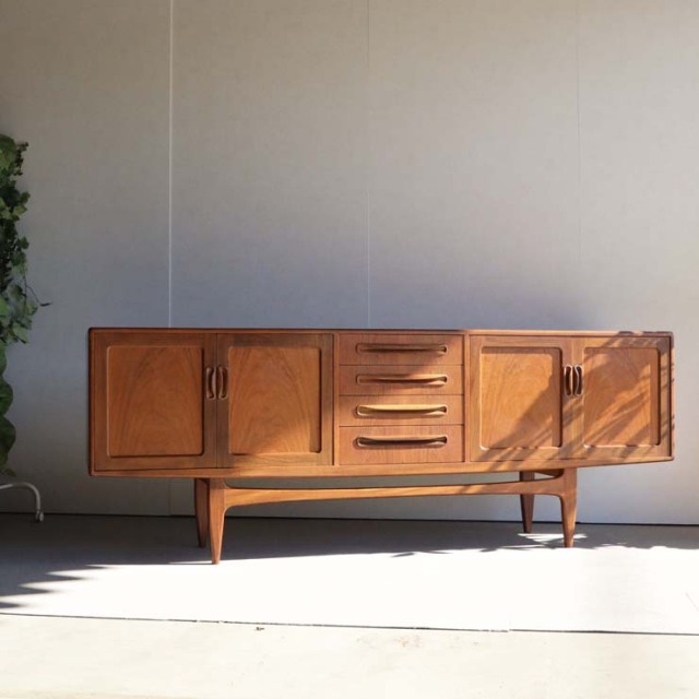 ジープランG-PLANのサイドボード「ロングジョン」