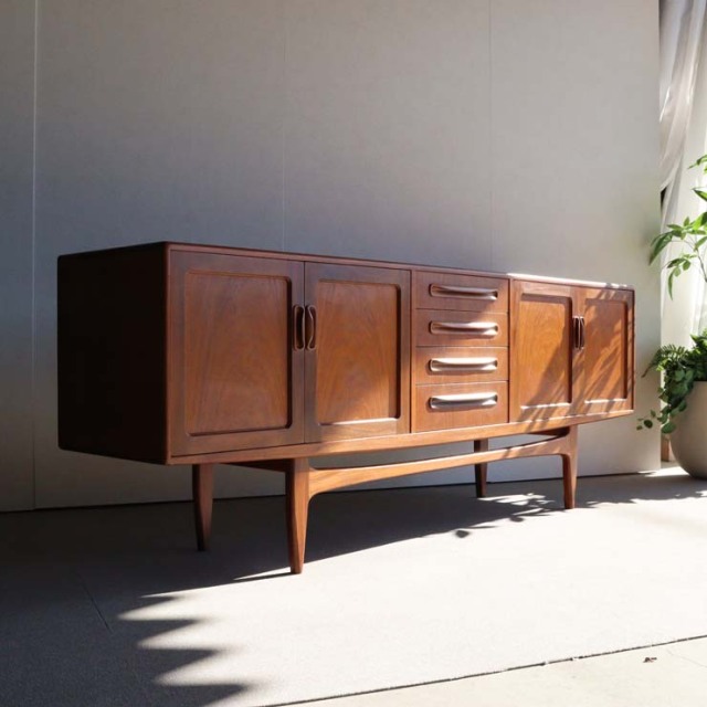 ジープランG-PLANのサイドボード「ロングジョン」