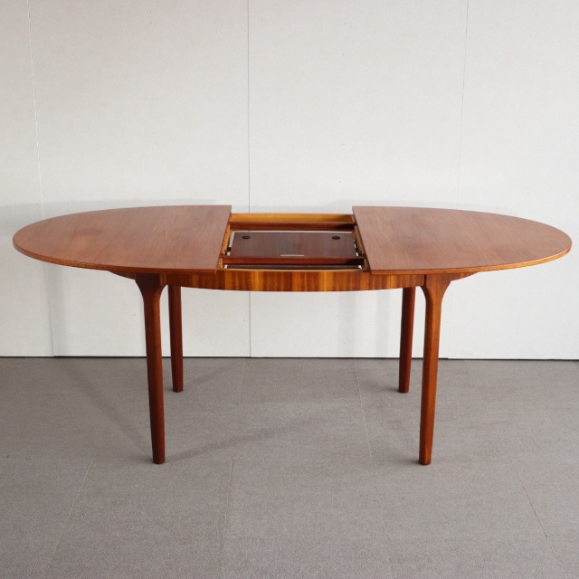 マッキントッシュMacintoshのダイニングテーブル