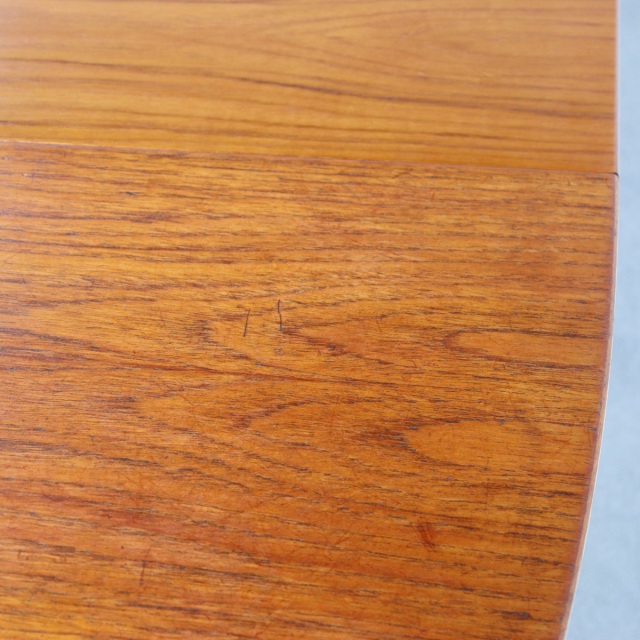 マッキントッシュMacintoshのダイニングテーブル