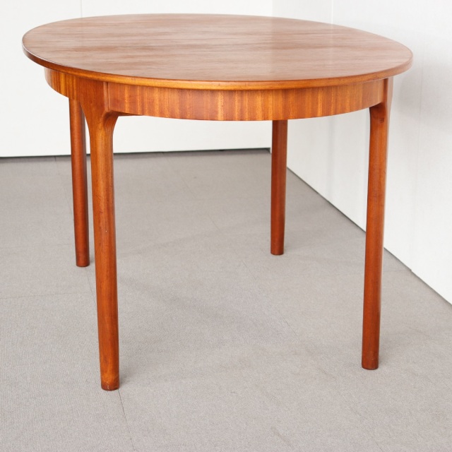 マッキントッシュMacintoshのダイニングテーブル