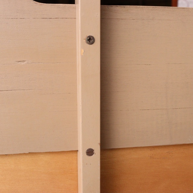 英国産ヴィンテージのドレッサー