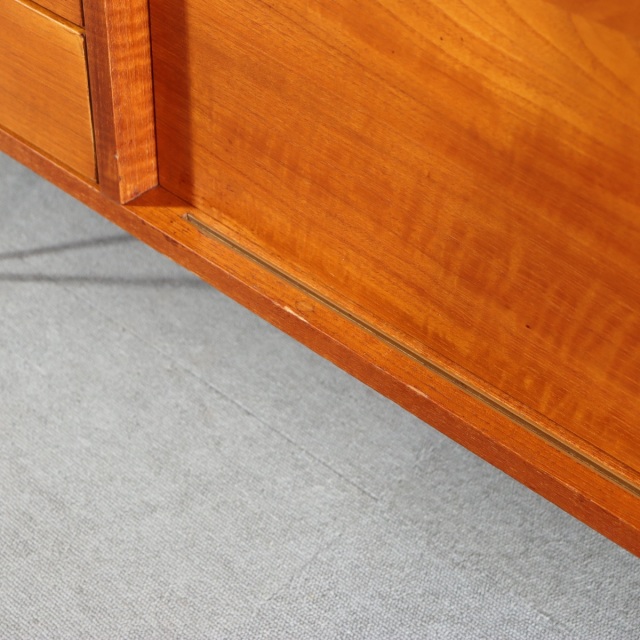 アーキ・シャインArchieShineのサイドボード