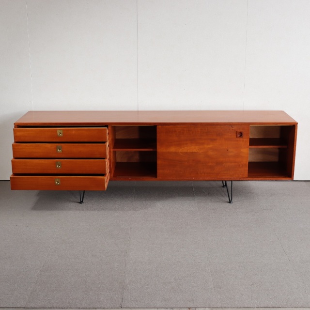 アーキ・シャインArchieShineのサイドボード