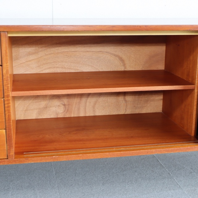 アーキ・シャインArchieShineのサイドボード