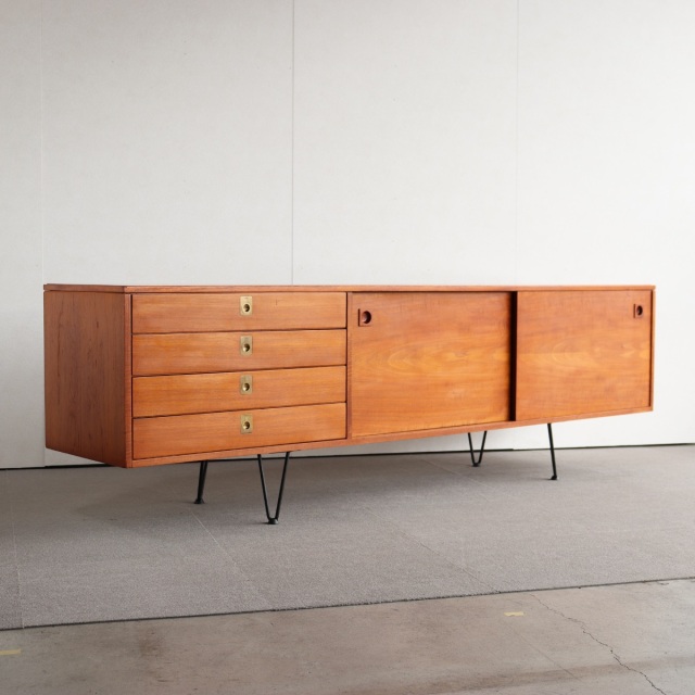 アーキ・シャインArchieShineのサイドボード