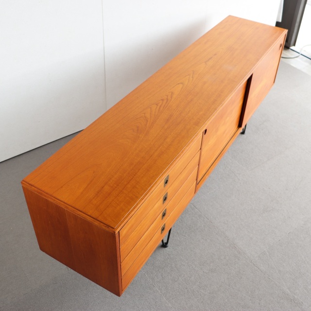 アーキ・シャインArchieShineのサイドボード