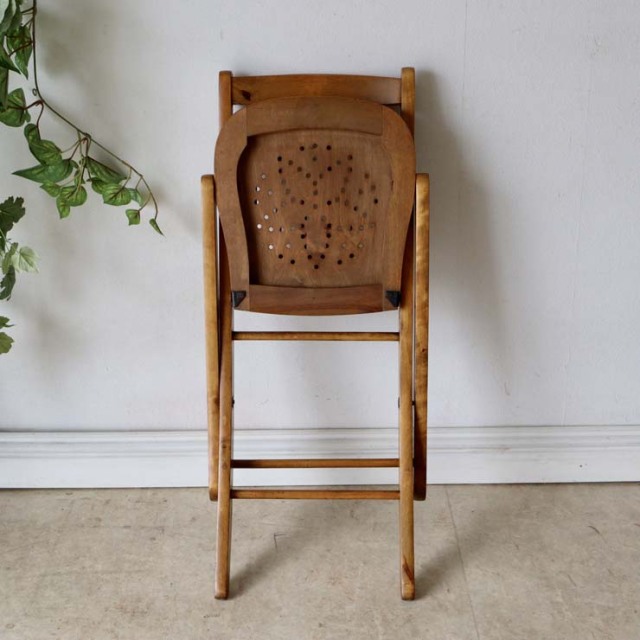 いす。 おりたたみ。 イギリス製アンティークチェア 