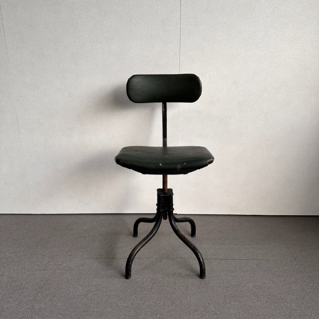 ビンテージステップチェア Douglas Furniture サビ キズ有り