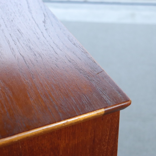 ジェンティークJENTIQUEのサイドボード