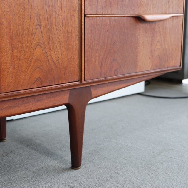 マッキントッシュMacintoshのサイドボード