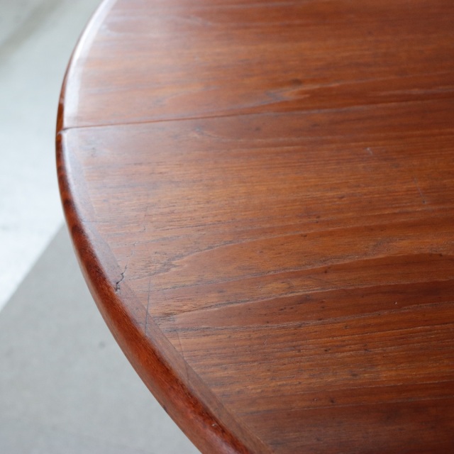 ジープランG-Planのダイニングテーブル