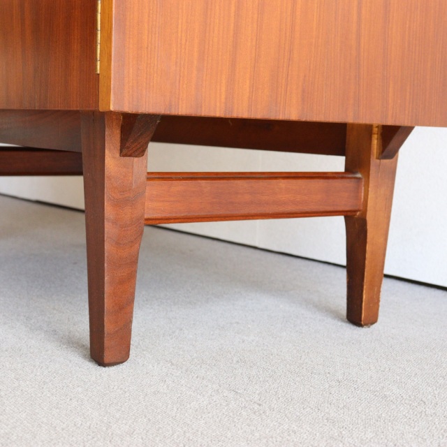 エリオッツオブニューベリーのビューロー