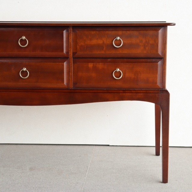 スタッグSTAGのチェスト